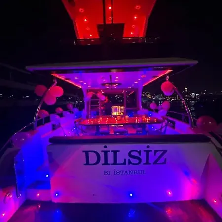 Ervam Yatcilik Båthotell Istanbul
